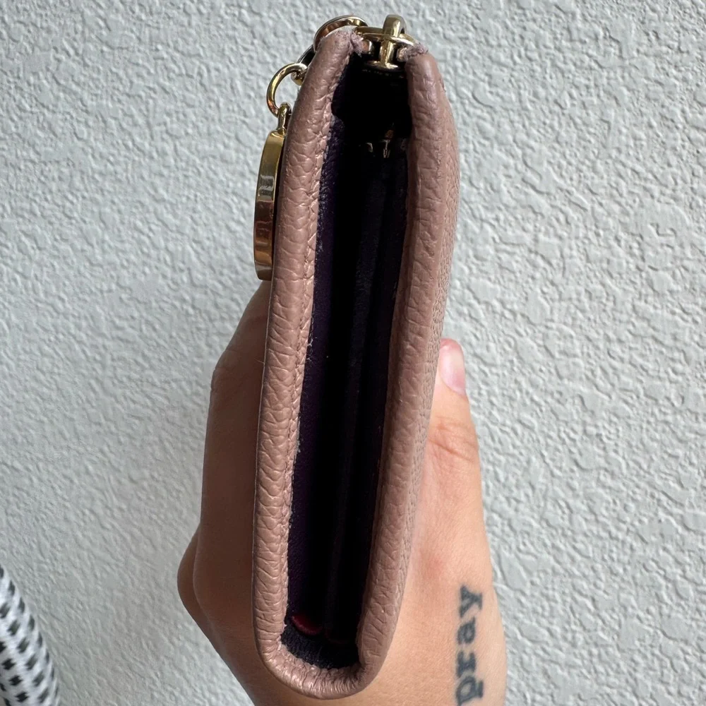 BVLGARI ZIPPER WALLET - Picture 6 of 8